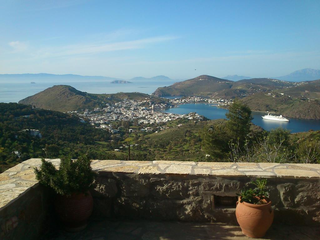 Patmos Chora Traditional Villa Genadio Номер фото